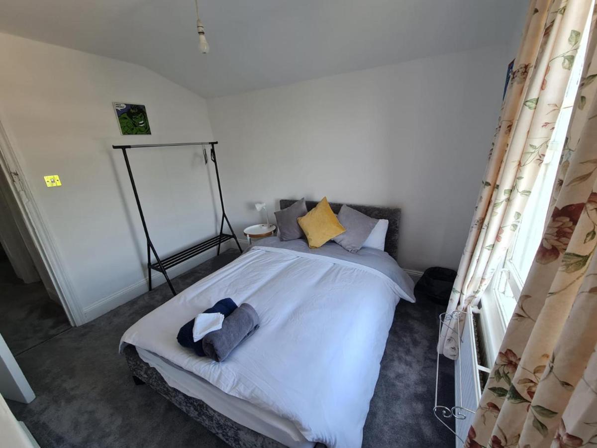 3-Bed House In London Self-Contained In Ladywell Villa Dış mekan fotoğraf