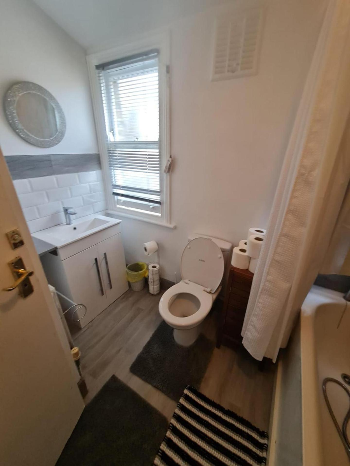 3-Bed House In London Self-Contained In Ladywell Villa Dış mekan fotoğraf